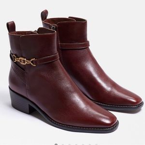 Sam Edelman, short brown Brawley boot size 9 M in pecan leather.